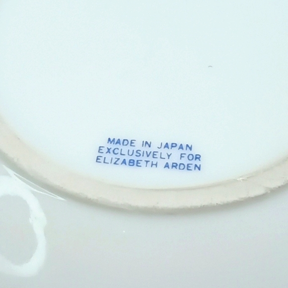 Vintage Made in Japan exclusively for Elizabeth Arden powder jar, trinket dish. - Picture 7 of 9